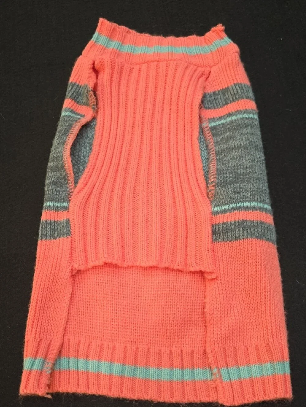 Heart-Accent Coral & Gray Knit Dog Sweater #693